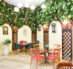Coffee_Shop_Elenite_1.jpg