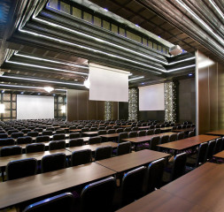 Conference_Hall_1.jpg