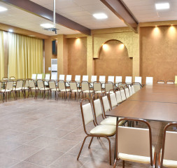 Conference_Hall_Estreya_1.jpg