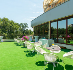 Conference_Hall_Terrace_1.jpeg