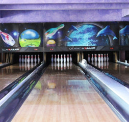 Entertainment_Bowling_Elenite_1.jpg