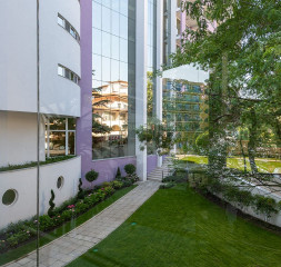 Garden_2.jpg