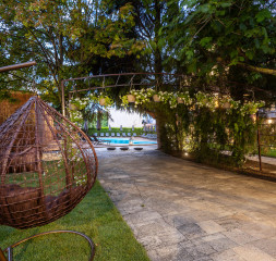 Garden_5.jpg