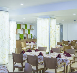 Grant_Hotel_Sunny_Beach_2020_Restaurant06.jpg