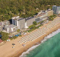 Hotel_Beach_1.jpg