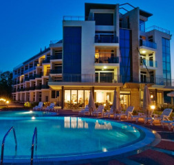 Hotel_Exreior_3.jpg