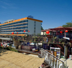 Hotel_Exterior.jpg