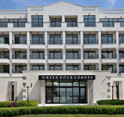 Hotel_Exterior_10.jpg