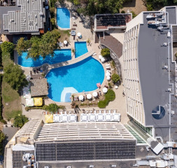 Hotel_Exterior_11.jpg