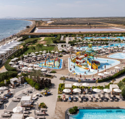 Hotel_Exterior_11.jpg