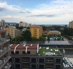 Hotel_Exterior_12.jpeg