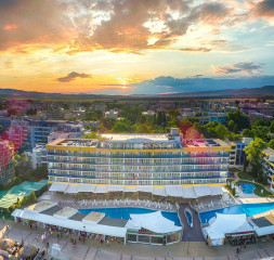 Hotel_Exterior_16.jpg