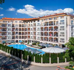Hotel_Exterior_18.jpg