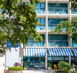 Hotel_Exterior_1.jpg