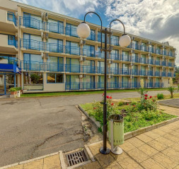 Hotel_Exterior_1.jpg