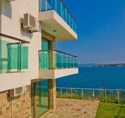 Hotel_Exterior_1.jpg