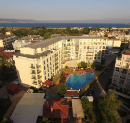 Hotel_Exterior_1.jpg