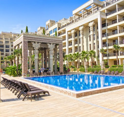 Hotel_Exterior_1.jpg