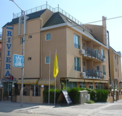 Hotel_Exterior_1.jpg