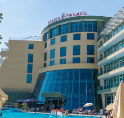 Hotel_Exterior_1.jpg