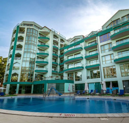 Hotel_Exterior_1.jpg