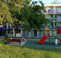 Hotel_Exterior_2.jpg