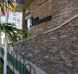 Hotel_Exterior_2.jpg