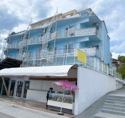 Hotel_Exterior_2.jpg