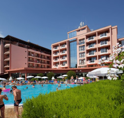 Hotel_Exterior_2.jpg