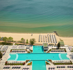 Hotel_Exterior_2.jpg