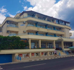 Hotel_Exterior_2_.jpg