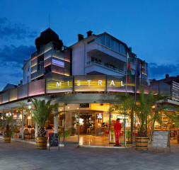 Hotel_Exterior_2.jpg
