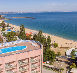 Hotel_Exterior_3.jpg