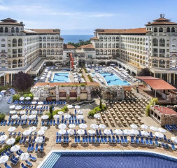 Hotel_Exterior_3.jpg