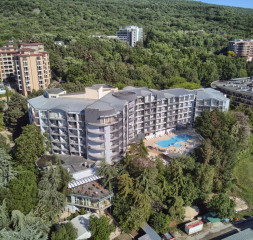 Hotel_Exterior_3.jpg