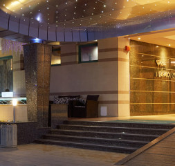 Hotel_Exterior_4.jpg