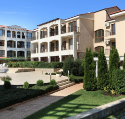 Hotel_Exterior_4.jpg