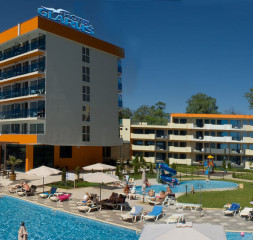 Hotel_Exterior_4.jpg