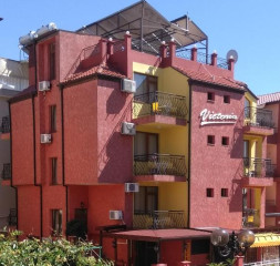 Hotel_Exterior_4.jpg