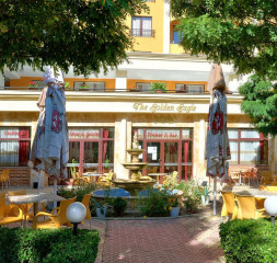 Hotel_Exterior.jpg
