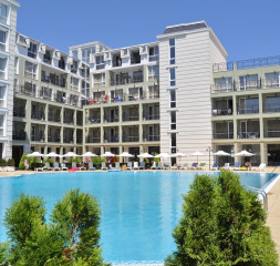 Hotel_Exterior.jpg