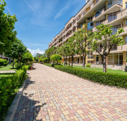 Hotel_Exterior_5.jpg