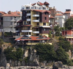Hotel_Exterior_5.jpg