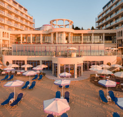 Hotel_Exterior.jpg