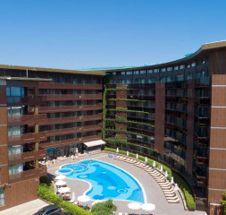Hotel_Exterior.jpg
