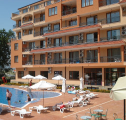 Hotel_Exterior_7.jpg