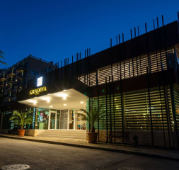 Hotel_Exterior_7.jpg