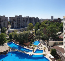 Hotel_Exterior.jpg