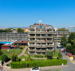 Hotel_Exterior_8.jpg