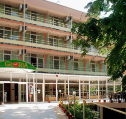 Hotel_Exterior.jpg